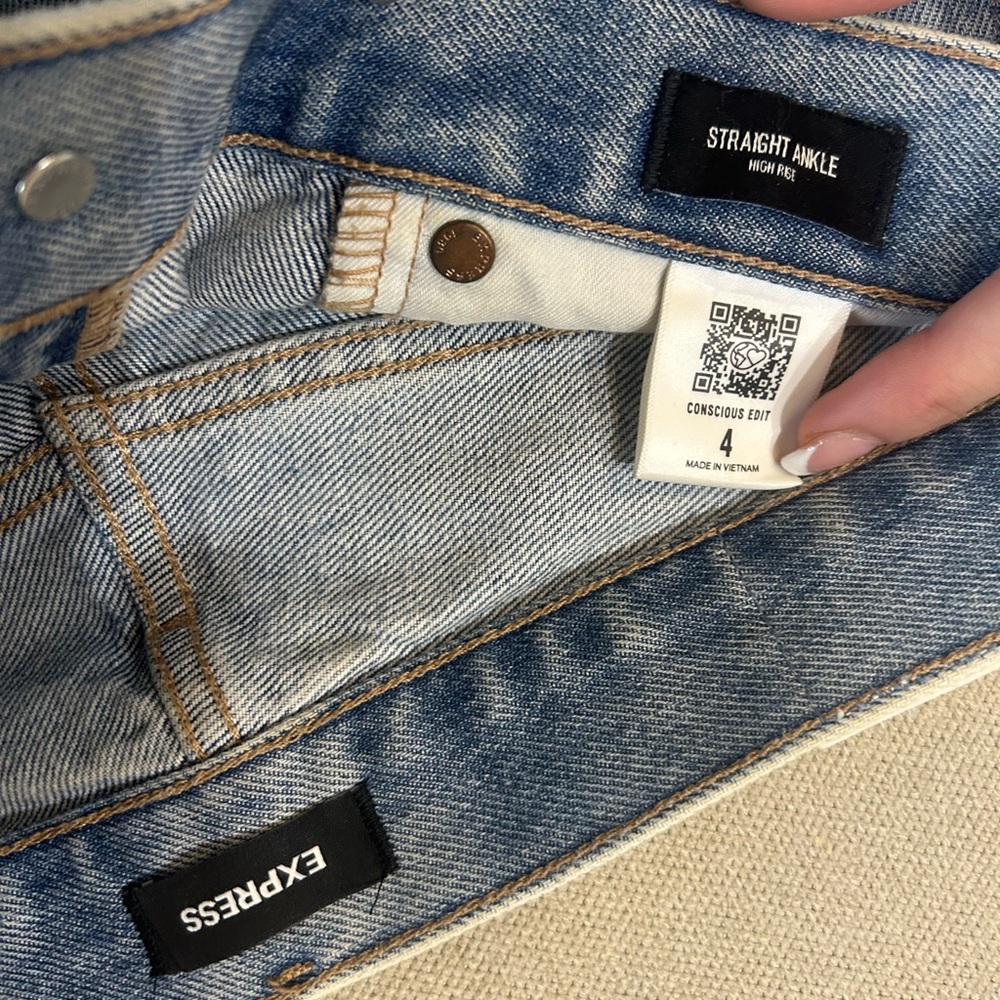 Express Light Blue Straight Ankle Jeans - Picture 2 of 5